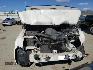 2006 Jeep Commander with VIN 1J8HG48N26C123370, listed as a Copart auction lot 42310645 with 94,985 mi miles and Salvage title. Bid and sale history available at DreamBid. Image 5.