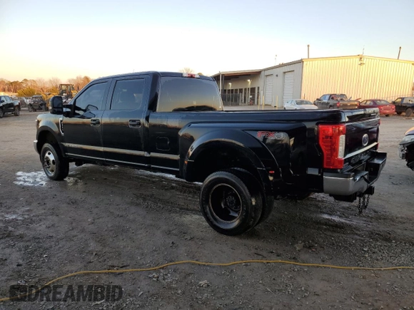 2019 Ford F-350 XL z VIN 1FT8W3DT8KEG64950, wystawiony jako Copart lot #87010314 z przebiegiem Nie podano mil oraz Szkoda całkowita • Salvage title. Historia ofert i sprzedaży dostępna na DreamBid. Obrazek 2.
