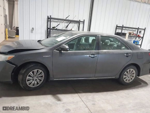 2013 Toyota Camry Hybrid LE with VIN 4T1BD1FK7DU078765, listed as a IAAI auction lot 41523466 with 146,628 mi miles. Bid and sale history available at carsss.com. Image 14.