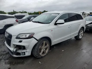 2013 Audi Q7 S line Prestige z VIN WA1DGAFE9DD012307, wystawiony jako Copart lot #57574585 z przebiegiem 134 595 mil mil oraz Szkoda całkowita • Salvage title. Historia ofert i sprzedaży dostępna na DreamBid. Obrazek 1.