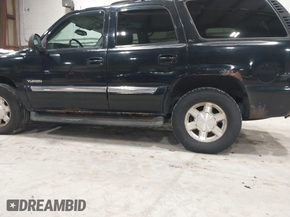 2005 GMC Yukon SLT with VIN 1GKEK13T15J143363, listed as a IAAI auction lot 41996424 with 272,819 mi miles. Bid and sale history available at carsss.com. Image 6.
