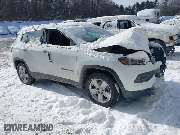 2022 Jeep Compass Altitude with VIN 3C4NJDBB0NT133506, listed as a IAAI auction lot 41540936 with 78,277 mi miles and . Bid and sale history available at carsss.com. Image 1.