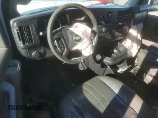 2017 Chevrolet Express Cargo с VIN 1GCWGBFF2H1348210, выставлен на аукционе Copart как лот 45957915 с пробегом 268 456 миль миль и Списание • Salvage title. История ставок и продаж доступна на DreamBid. Изображение 8.