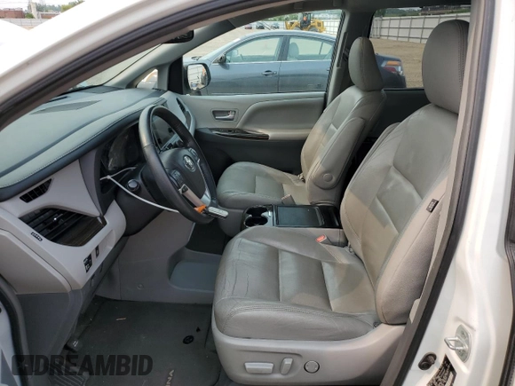 2017 Toyota Sienna XLE Auto Access Seat с VIN 5TDYZ3DC8HS787397, выставлен на аукционе Copart как лот 58958885 с пробегом 120 838 миль миль и Списание • Salvage title. История ставок и продаж доступна на DreamBid. Изображение 7.