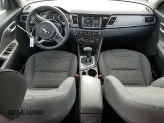 2017 Kia Niro LX with VIN KNDCB3LC9H5091864, listed as a Copart auction lot 63418614 with 115,927 mi miles and Salvage Title. Bid and sale history available at carsss.com. Image 8.