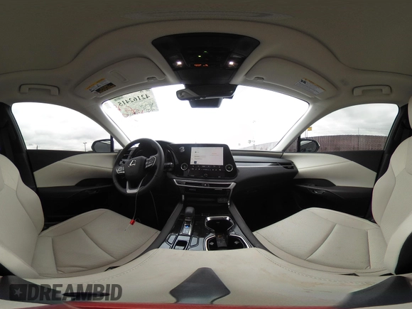 2024 Lexus RX 350 z VIN 2T2BAMBA5RC043718, wystawiony jako IAAI lot #42162415 z przebiegiem 5577 mil mil oraz . Historia ofert i sprzedaży dostępna na DreamBid. Obrazek 18.