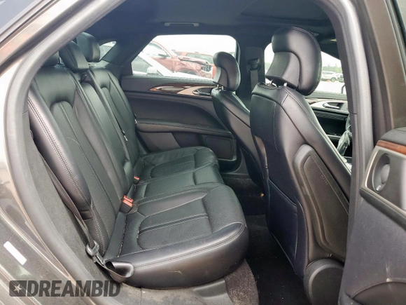 2019 Lincoln MKZ Reserve II z VIN 3LN6L5E94KR614523, wystawiony jako Copart lot #62959195 z przebiegiem 22 172 mil mil oraz Szkoda całkowita • Salvage title. Historia ofert i sprzedaży dostępna na DreamBid. Obrazek 10.