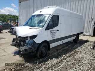 2023 Mercedes-Benz Sprinter Cargo Cargo with VIN W1Y4NDHY1PT141524, listed as a Copart auction lot 61076984 with 5,861 mi miles and Salvage Title. Bid and sale history available at carsss.com. Image 1.