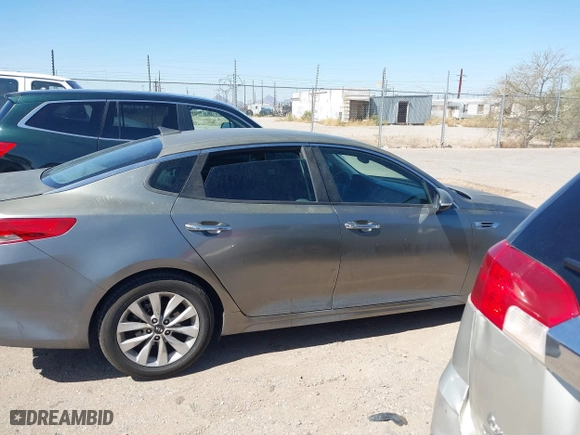 2016 Kia Optima EX with VIN 5XXGU4L35GG076578, listed as a IAAI auction lot 41770838 with 75,918 mi miles. Bid and sale history available at carsss.com. Image 13.