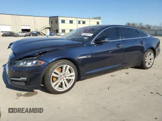 2017 Jaguar XJ with VIN SAJWJ2GD2H8W08337, listed as a Copart auction lot 44454715 with 89,424 mi miles and Salvage Title. Bid and sale history available at carsss.com. Image 1.