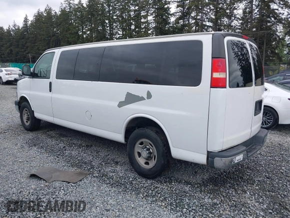 2007 Chevrolet Express Passenger z VIN 1GAHG39U671193189, wystawiony jako IAAI lot #42245925 z przebiegiem 234 555 mil mil oraz . Historia ofert i sprzedaży dostępna na DreamBid. Obrazek 3.
