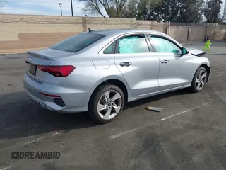 2023 Audi A3 Premium z VIN WAUAUDGY1PA051049, wystawiony jako IAAI lot #41719508 z przebiegiem Nie podano mil oraz . Historia ofert i sprzedaży dostępna na DreamBid. Obrazek 4.