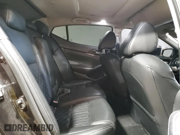 2016 Nissan Maxima SL with VIN 1N4AA6AP1GC388743, listed as a Copart auction lot 63842315 with 131,587 mi miles and Salvage title. Bid and sale history available at DreamBid. Image 10.
