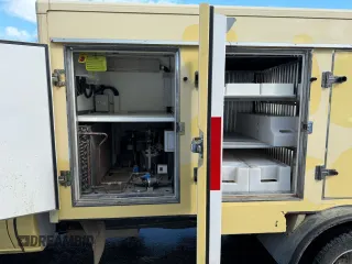 2021 Ford Econoline Cargo with VIN 1FDXE4FN2MDC34418, listed as a Copart auction lot 47252055 with 88,788 mi miles and Clean Title. Bid and sale history available at DreamBid. Image 9.