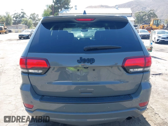 2020 Jeep Grand Cherokee Laredo E with VIN 1C4RJEAG3LC247027, listed as a IAAI auction lot 42538279 with 97,601 mi miles and . Bid and sale history available at DreamBid. Image 16.