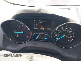 2017 Ford Escape SE z VIN 1FMCU9GD6HUB41900, wystawiony jako IAAI lot #41689153 z przebiegiem 85 975 mil mil oraz . Historia ofert i sprzedaży dostępna na DreamBid. Obrazek 7.