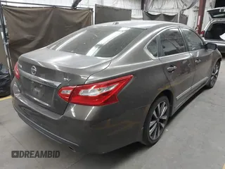2016 Nissan Altima S with VIN 1N4AL3APXGC114353, listed as a IAAI auction lot 42057688 with 84,562 mi miles and . Bid and sale history available at carsss.com. Image 4.