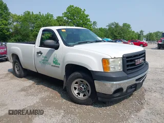 2009 GMC Sierra 1500 Work Truck z VIN 1GTEC14X69Z297942, wystawiony jako IAAI lot #42380855 z przebiegiem 417 316 mil mil oraz . Historia ofert i sprzedaży dostępna na DreamBid. Obrazek 1.