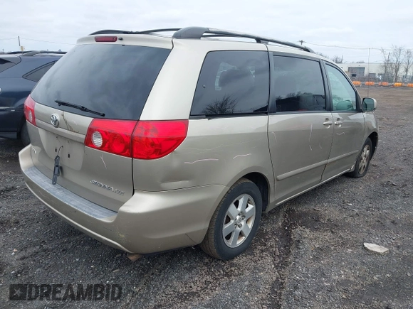 2008 Toyota Sienna XLE with VIN 5TDZK22C78S119628, listed as a IAAI auction lot 41917650 with 196,876 mi miles. Bid and sale history available at carsss.com. Image 4.