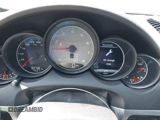 2017 Porsche Cayenne S с VIN WP1AB2A24HLA52279, выставлен на аукционе IAAI как лот 42194273 с пробегом 93 738 миль миль и . История ставок и продаж доступна на DreamBid. Изображение 7.