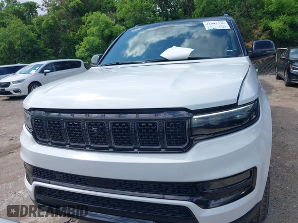 2024 Jeep Grand Wagoneer Series II с VIN 1C4SJSFP4RS127115, выставлен на аукционе IAAI как лот 42097396 с пробегом 45 680 миль миль и . История ставок и продаж доступна на DreamBid. Изображение 12.