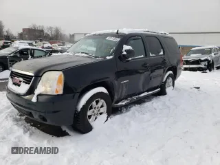 2011 GMC Yukon SLE with VIN 1GKS2AE0XBR231668, listed as a Copart auction lot 42917285 with 223,752 mi miles and Salvage Title. Bid and sale history available at carsss.com. Image 1.