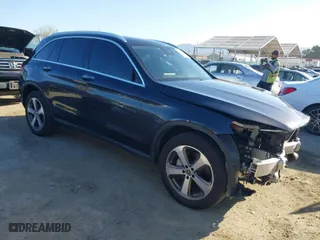 2022 Mercedes-Benz GLC with VIN W1N0G8DB4NG054477, listed as a IAAI auction lot 41756396 with 35,448 mi miles. Bid and sale history available at carsss.com. Image 1.