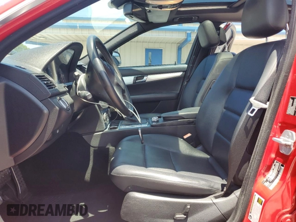 2008 Mercedes-Benz C 300 Sport with VIN WDDGF54X58R031520, listed as a Copart auction lot 61180625 with 158,186 mi miles and Salvage title. Bid and sale history available at DreamBid. Image 7.