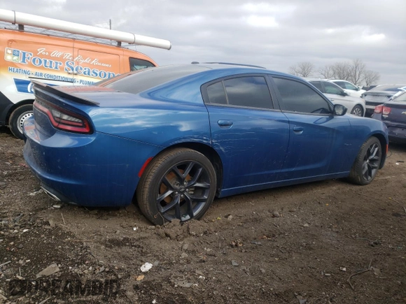 2022 Dodge Charger SXT with VIN 2C3CDXBG1NH112267, listed as a Copart auction lot 77674963 with 68,400 mi miles and Salvage Title. Bid and sale history available at DreamBid. Image 3.