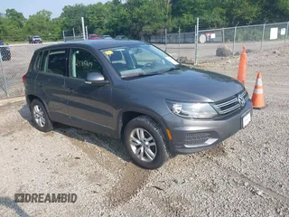 2012 Volkswagen Tiguan SE with VIN WVGBV7AXXCW001216, listed as a IAAI auction lot 42585619 with 160,747 mi miles and . Bid and sale history available at DreamBid. Image 1.