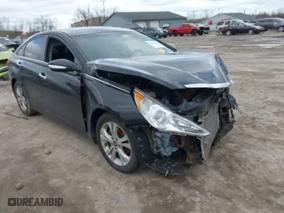 2013 Hyundai Sonata SE with VIN 5NPEC4AC6DH726709, listed as a IAAI auction lot 41967181 with 129,109 mi miles. Bid and sale history available at carsss.com. Image 1.