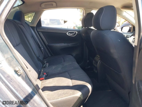 2016 Nissan Sentra SR with VIN 3N1AB7AP8GY264220, listed as a IAAI auction lot 40318032 with 115,161 mi miles. Bid and sale history available at carsss.com. Image 8.
