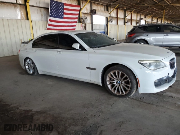 2013 BMW 7 Series 750Li with VIN WBAYE8C59DD132700, listed as a Copart auction lot 59911725 with 119,275 mi miles and Clean title. Bid and sale history available at DreamBid. Image 4.