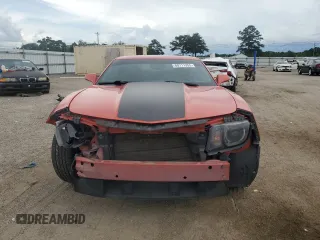 2011 Chevrolet Camaro 2LT z VIN 2G1FG1ED4B9150282, wystawiony jako Copart lot #60711355 z przebiegiem 96 051 mil mil oraz Szkoda całkowita • Salvage title. Historia ofert i sprzedaży dostępna na DreamBid. Obrazek 5.
