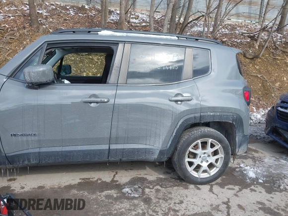 2020 Jeep Renegade Latitude with VIN ZACNJBBBXLPM06330, listed as a IAAI auction lot 41601086 with 92,320 mi miles. Bid and sale history available at carsss.com. Image 19.