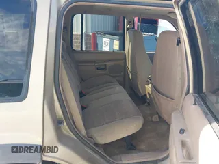 2001 Ford Explorer with VIN 1FMDU72E91ZA10543, listed as a IAAI auction lot 42316149 with 253,862 mi miles and . Bid and sale history available at DreamBid. Image 8.