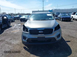2017 Kia Sorento LX with VIN 5XYPGDA33HG320641, listed as a IAAI auction lot 41971820 with 65,838 mi miles. Bid and sale history available at carsss.com. Image 6.