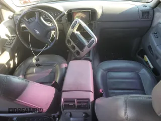 2003 Ford Explorer XLT with VIN 1FMZU73WX3UA96104, listed as a Copart auction lot 86066454 with 192,031 mi miles and Salvage title. Bid and sale history available at DreamBid. Image 8.