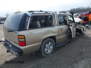 2005 Chevrolet Suburban LT with VIN 3GNFK16Z95G159688, listed as a IAAI auction lot 41492030 with 233,009 mi miles and . Bid and sale history available at DreamBid. Image 4.