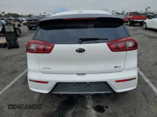 2017 Kia Niro EX with VIN KNDCC3LC9H5055556, listed as a Copart auction lot 89217215 with 115,597 mi miles and Salvage Title. Bid and sale history available at carsss.com. Image 6.