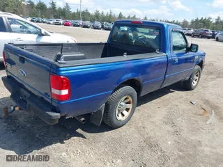 2009 Ford Ranger XL with VIN 1FTYR10D59PA06186, listed as a IAAI auction lot 42103327 with 124,558 mi miles. Bid and sale history available at carsss.com. Image 4.