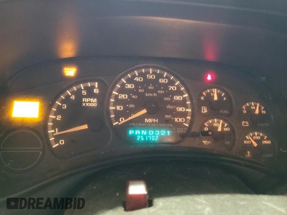 2000 Chevrolet Silverado 1500 LS with VIN 2GCEC19V2Y1344835, listed as a Copart auction lot 45058925 with 251,702 mi miles and Clean Title. Bid and sale history available at carsss.com. Image 9.