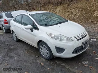 2013 Ford Fiesta S with VIN 3FADP4AJ8DM224623, listed as a IAAI auction lot 41656592 with 155,425 mi miles. Bid and sale history available at carsss.com. Image 1.