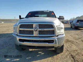 2015 Ram 2500 Tradesman z VIN 3C6UR5CL6FG503506, wystawiony jako Copart lot #46461565 z przebiegiem 236 529 mil mil oraz Czysty tytuł • Clean title. Historia ofert i sprzedaży dostępna na DreamBid. Obrazek 11.