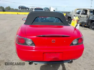2000 Honda S2000 с VIN JHMAP1143YT000526, выставлен на аукционе IAAI как лот 41582510 с пробегом 114 783 миль миль и . История ставок и продаж доступна на DreamBid. Изображение 17.