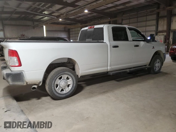 2024 Ram 2500 Tradesman with VIN 3C6UR5HL6RG328526, listed as a Copart auction lot 53065585 with 4,641 mi miles and Salvage title. Bid and sale history available at DreamBid. Image 3.
