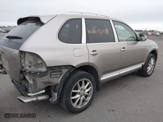 2008 Porsche Cayenne with VIN WP1AA29P48LA03621, listed as a IAAI auction lot 41432079 with 133,069 mi miles. Bid and sale history available at carsss.com. Image 4.