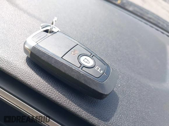 2020 Ford Escape SE с VIN 1FMCU0G60LUA47243, выставлен на аукционе IAAI как лот 42685375 с пробегом 52 618 миль миль и . История ставок и продаж доступна на DreamBid. Изображение 11.