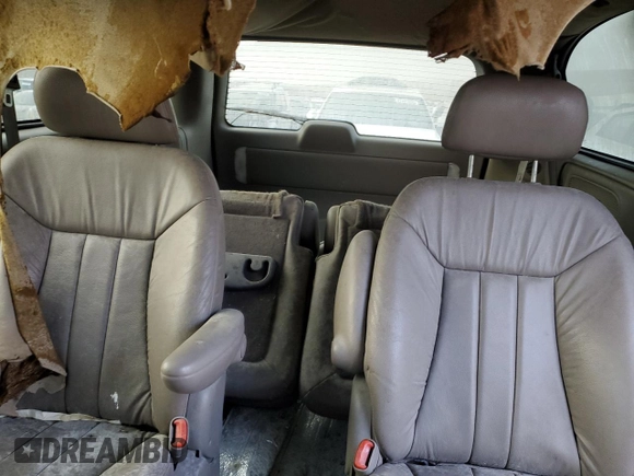 2001 Chrysler Town & Country LXi with VIN 2C8GP54L71R217272, listed as a Copart auction lot 47755345 with Not Provided miles and Salvage Title. Bid and sale history available at DreamBid. Image 10.
