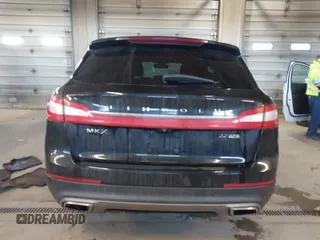 2016 Lincoln MKX Reserve with VIN 2LMTJ8LP2GBL29583, listed as a IAAI auction lot 41424665 with 140,061 mi miles and . Bid and sale history available at DreamBid. Image 16.
